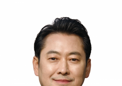 與 "이재명, 여의도 대통령 군림해도 수사 피할 수 없어"