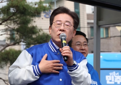 尹정부 강경 발언 이어가는 이재명…"충직하지 못한 일꾼 쫓겨날 수밖에"