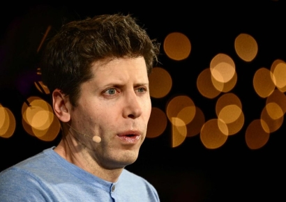 포브스 "오픈AI 샘 올트먼, 억만장자…자산 10억달러" 