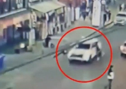 미성년자로 위장한 유튜버, 성매매범 잡으려다 뺑소니 당해