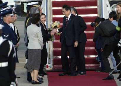 "오늘은 몇시에 주문할까?" 개표 방송 '치킨대란' 예고 
