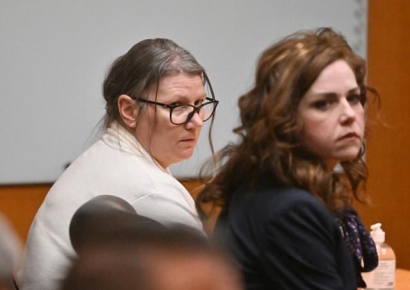 "자식 잘못 키운 죄"…미국 법원, 교내 총기사건 부모에 징역형