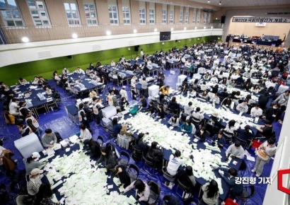 난생처음 들어본 비례정당들…표 얼마나 받았나 보니