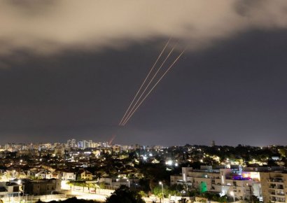 "이란의 이스라엘 공습, '불꽃놀이'에 불과…전면전 의사 없어"