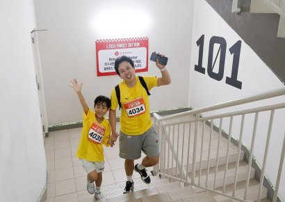 롯데월드타워 2917개 계단 오르는 수직 마라톤…1위는 19분 27초
