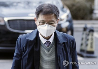 ‘한동훈 녹취록 오보 사건’ 신성식 前 검사장, 징계 취소 소송 제기