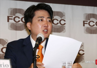 '이재명 저격' 이준석 "쓰레기차 가고 분뇨차 올까 걱정"