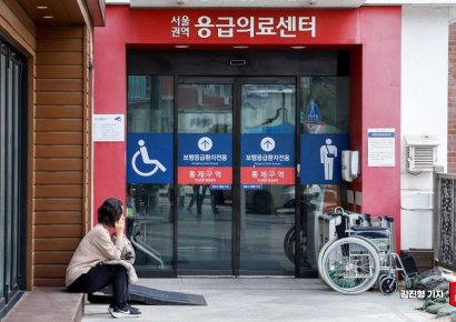 의협 회장 "16일은 韓 의료 시스템 사망 선고일"