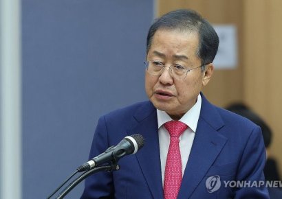 의협회장 '돼지발정제' 공격에 홍준표 "논리 밀리니 인신공격"