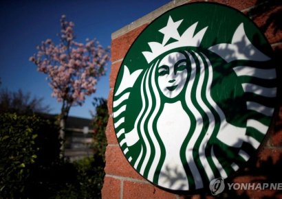 "영수증에 찍힌 가격 보고 충격"…스타벅스·맥도날드 안 가는 미국인들