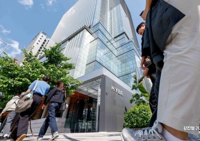 보안도 뚫린 하이브…사옥 무단침입한 남성 3일간 숙식했는데 몰랐다