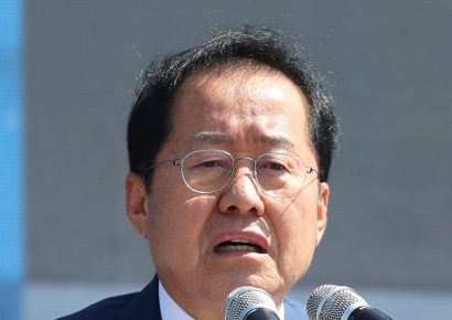 '尹=상남자'란 홍준표에 민주"金心대신 民心에 찍힌다"