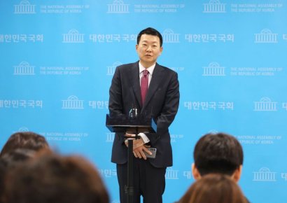 與 "민주당 '25만원 특별조치법' 위헌 소지…입법 어려워"