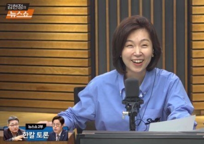 "이재명 대통령이…" 라디오 생방서 말실수한 앵커, 그 뒤 한 말