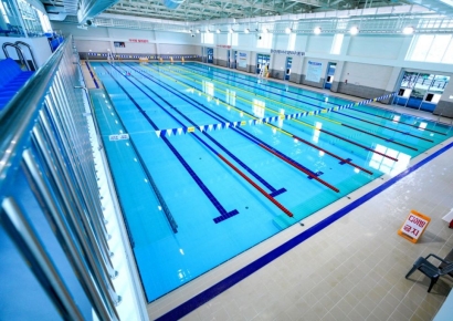 "65세 넘으면 물속에서 소변"…수영장 '노시니어존' 논란