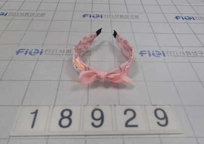 직구한 아이 머리띠서 기준치 '270배' 발암물질 검출