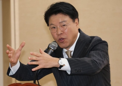 장제원, 성폭행 혐의로 피소…"전혀 사실 아냐" 법적 대응 예고