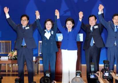 [포토] 국회의장단 선출을 위한 민주당 당선자총회