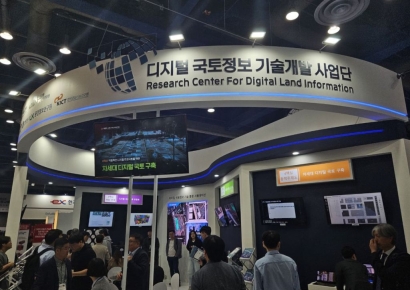 "UAM 보러 휴가 쓰고 왔다"… 국토교통기술대전 가보니 