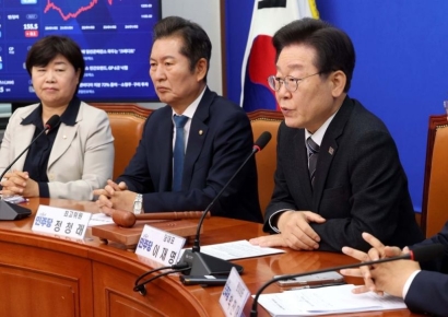 [포토] 이재명 “여야정·의료계 4자 협의체 만들어 논의 시작하자”