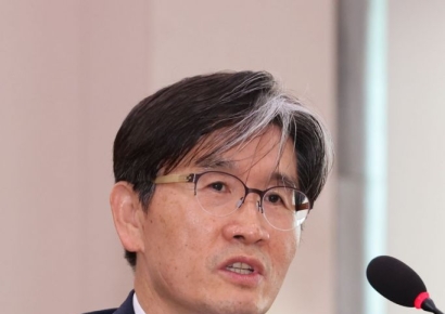 尹, 오동운 공수처장 임명안 재가…"野 특검 고집은 이율배반적"