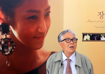 먼저 간 딸 15주기 준비하다 발 헛디뎌…故장진영 곁으로 간 아버지