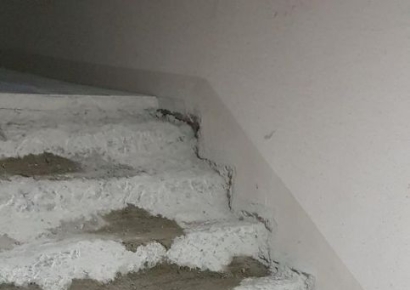 "야밤에 비상계단 16㎝씩 몰래 깎더라"…준공 앞둔 대구아파트서 무슨 일이