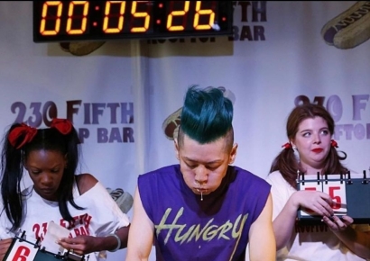 "사흘 굶어도 배고프지 않아"…핫도그 65개 해치우던 푸드파이터 무슨 일이