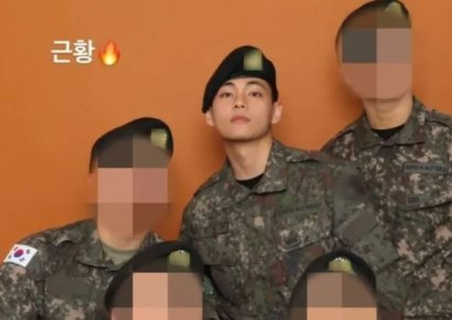 군대 간 BTS 뷔의 놀라운 근황…"2개월 만에 10kg 증량"