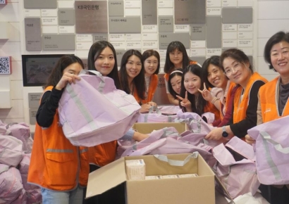 코스콤, 가정의 달 맞아 취약계층에 보건위생용품 전달 