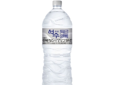 '레트로 열풍'…옛날 옷 꺼내 입는 '장수 브랜드'