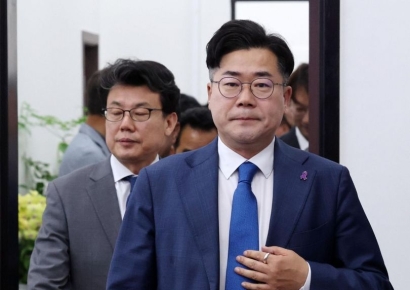 민주당 "협상 불발 땐 18개 상임위원장 독식도 염두"