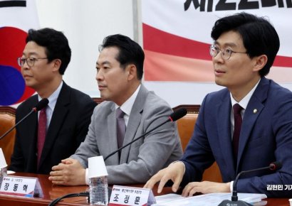 조정훈 "한동훈 면담 희망 안 버려...백서 발간 시점 조율 중"