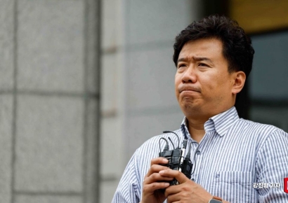 [포토] 유우성, '법 위에 검사 있다..'