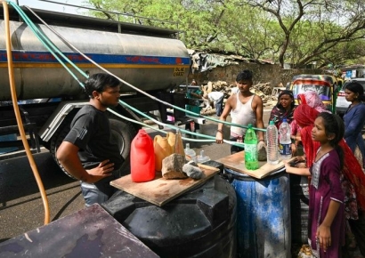 한낮 53도 '살인 폭염'...인도서 이틀새 45명 사망