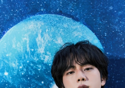 BTS '진', 12일 만기 전역…아미 1000명과 '허그회'