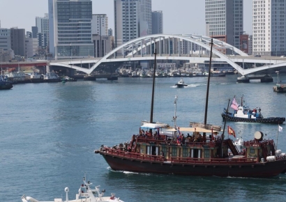 日 도쿄 도심공원서 '조선통신사 행렬' 재현