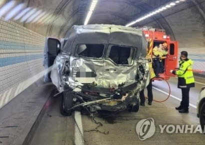 휴대전화 보다 사망사고 낸 버스기사 '집행유예'…이유는?