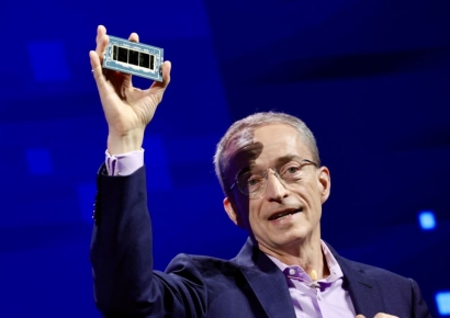 '반도체 왕국' 부활은 없었다…결국 짐 싼 인텔 CEO(종합)