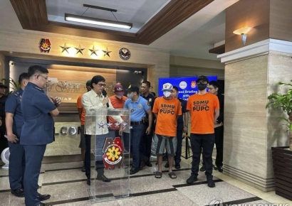 필리핀 경찰관들, 외국인 관광객 납치·폭행…몸값 뜯어내