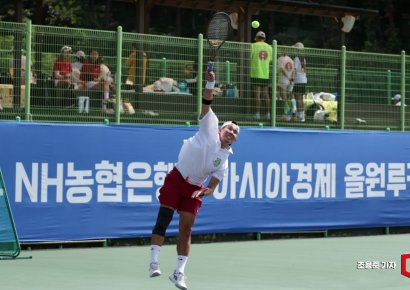 [포토] 강력한 서브