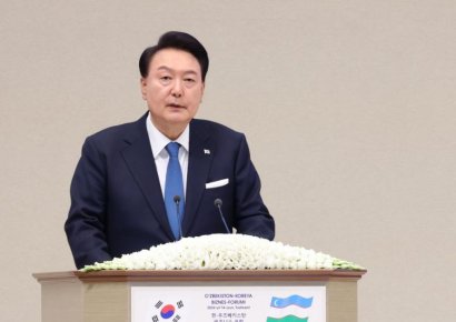 尹 "연평해전 승전 25주년…평화는 강한 힘으로 지켜"