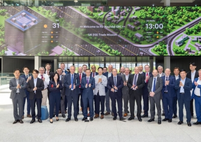 윤 대통령 다음달 체코 방문에 삼성·SK·LG 그룹 총수 동행