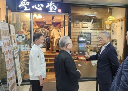 성심당 '월세 4억' 갈등 계속되자…"제 3자에 물어보자"