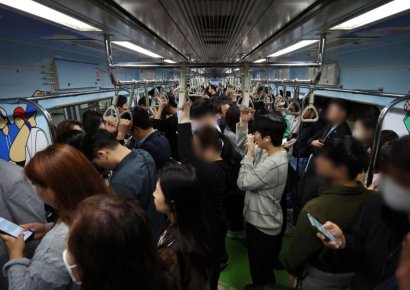 좌석따라 무려 4도 차이…지하철 시원한 자리는 이곳