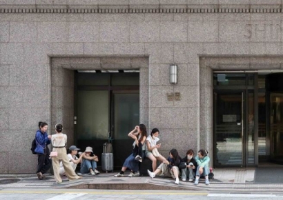 백화점은 휴점…추석에도 문여는 대형마트·아울렛은?