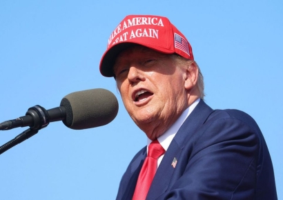 트럼프 "美대학 졸업한 외국인엔 자동 영주권 줘야"