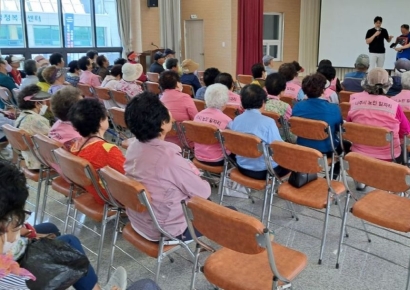 1분기 일자리 양극화... 60대·보건복지↑ 20대·건설업↓