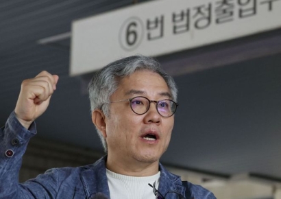 '2차 가해 논란' 최강욱, 민주당원 자격 정지 1년 징계 처분