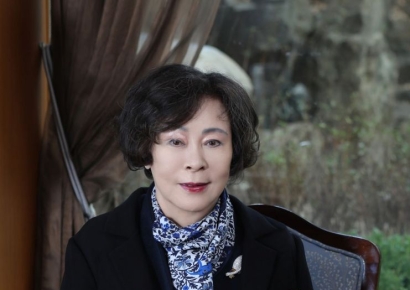 상속세 때문에…故신격호 장녀 신영자, 롯데칠성 주식도 팔았다